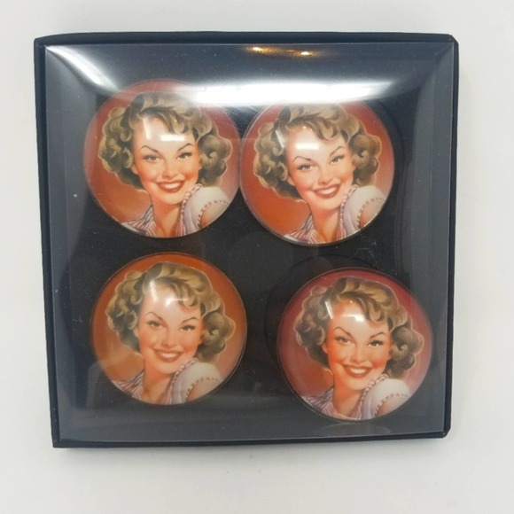 Set/4 Retro Magnets 2 Inch NEW in Box - Picture 1 of 5